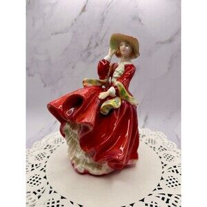 Royal Doulton HN1834 Top Of The Hill 8" Tall England 1937‎ Limited Vintage